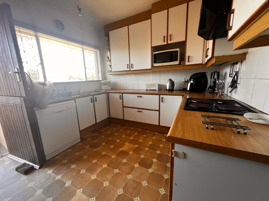 4 Bedroom Property for Sale in Chiselhurst Eastern Cape